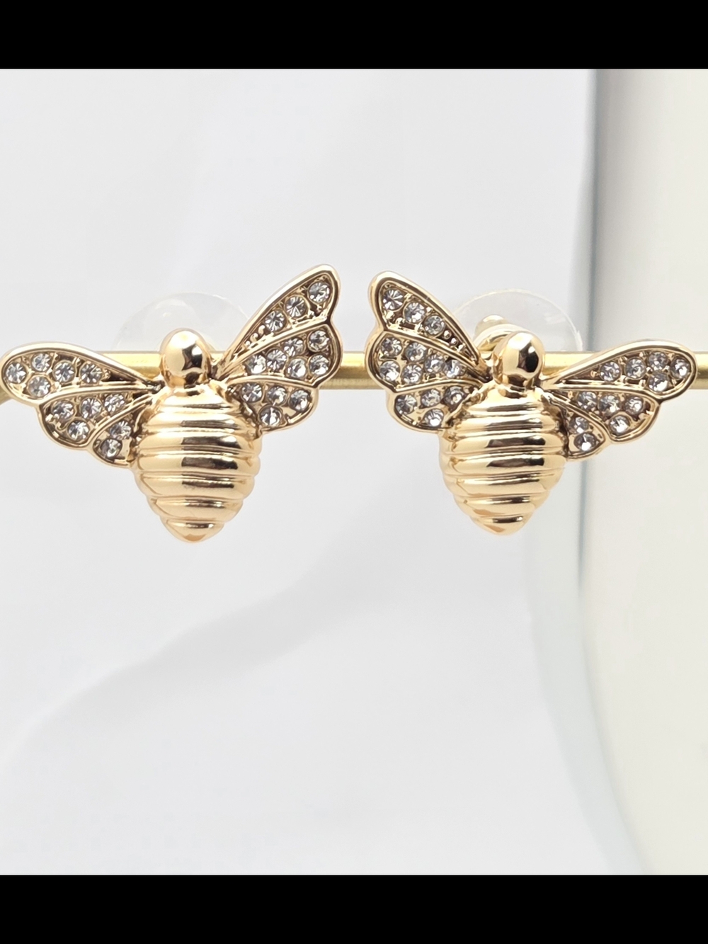 Lilly Pulitzer Gold Pave Crystal Bee Stud Earrings NWOB